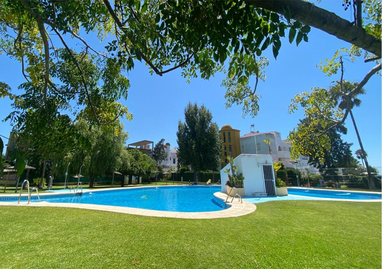 צ'יקלנה דה לה פרונטרה Apartamento En Apartaclub La Barrosa מראה חיצוני תמונה